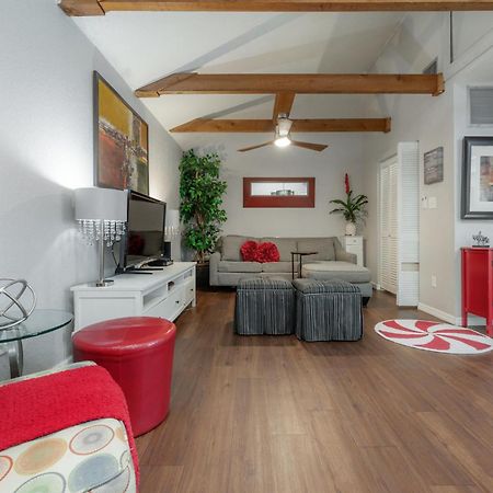 Hidden Couples Loft Retreat In Heights Foodie District Tampa Extérieur photo