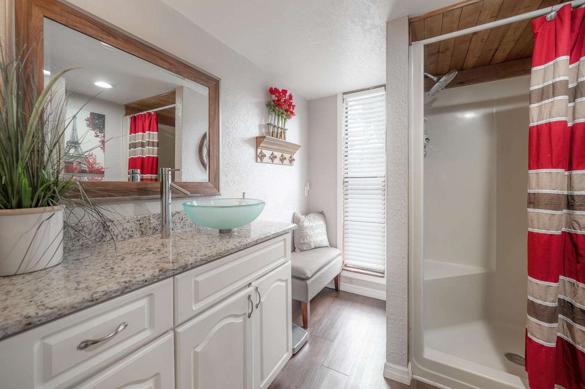 Hidden Couples Loft Retreat In Heights Foodie District Tampa Extérieur photo