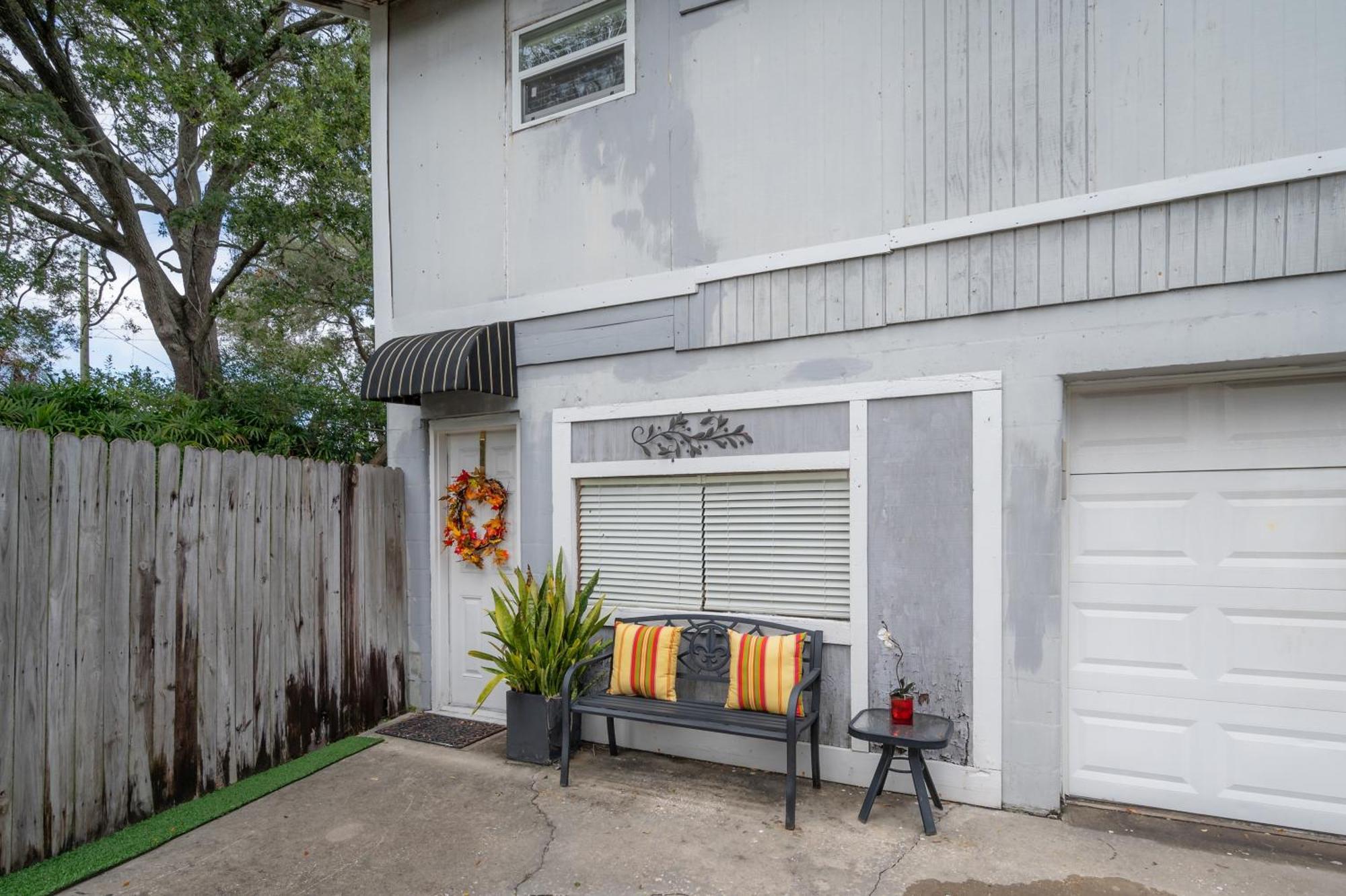 Hidden Couples Loft Retreat In Heights Foodie District Tampa Extérieur photo