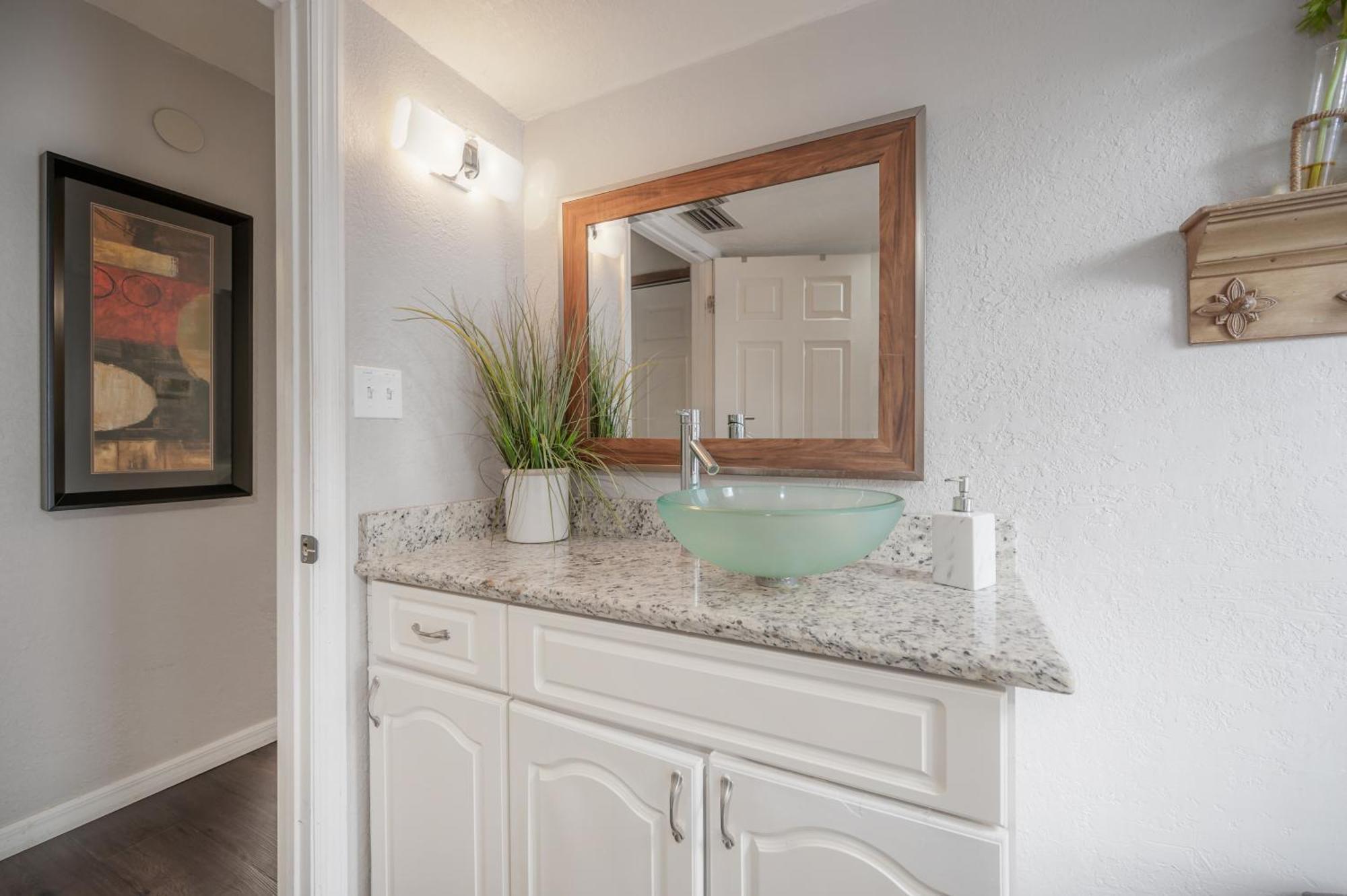 Hidden Couples Loft Retreat In Heights Foodie District Tampa Extérieur photo
