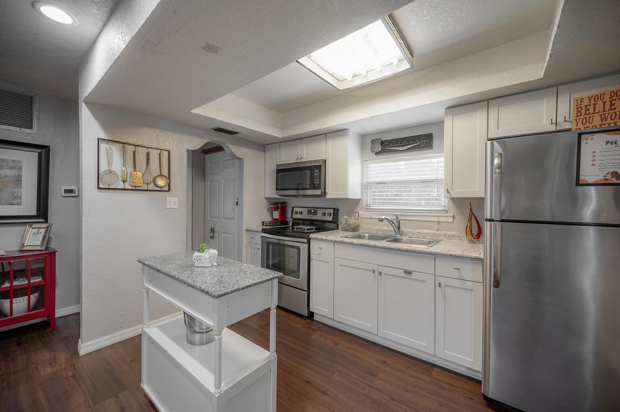 Hidden Couples Loft Retreat In Heights Foodie District Tampa Extérieur photo