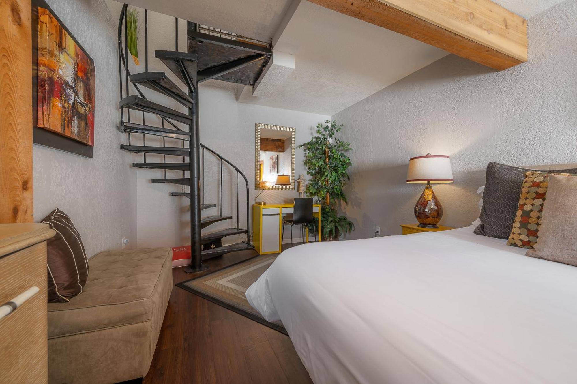Hidden Couples Loft Retreat In Heights Foodie District Tampa Extérieur photo